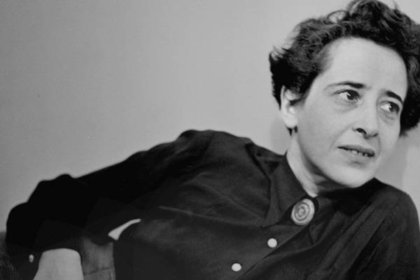 Hannah Arendt: Egy zsidó filozófus, aki szembeszállt a 20. század sötétségével